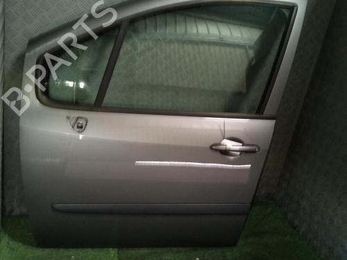 Puerta delantera izquierda RENAULT MODUS / GRAND MODUS (F/JP0_) 1.5 dCi (FP0G, JP0G) (68 hp) 29196788