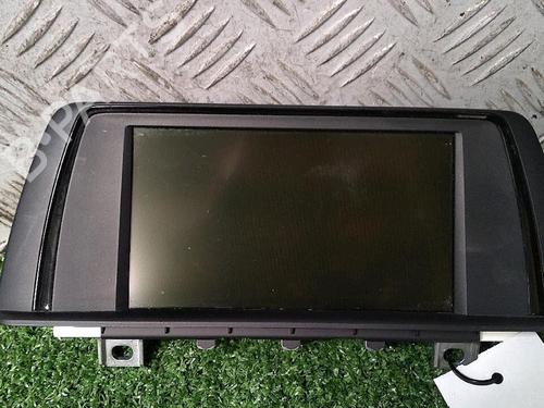 Used Display monitor BMW 1 (F20) 114 d (95 hp) 30071246