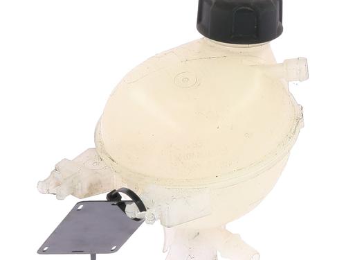 expansion-tank-peugeot-208-i-ca_-cc_-2012-2013-2014-2015-2016-2017-2018-2019-2020-2021-31995028 main image