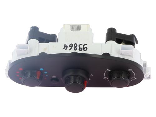 climate-control-dacia-sandero-ii-2012-30875132 main image