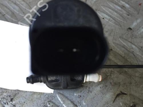 Washer pump VW TOURAN (5T1) 1.6 TDI | BP30070544E24 