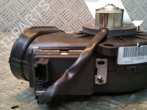 Used Heater blower motor LANCIA PHEDRA (179_) 2.2 D Multijet (179.AXM1B, 179.AXP11, 179.BXM1B,... (170 hp) 30070584