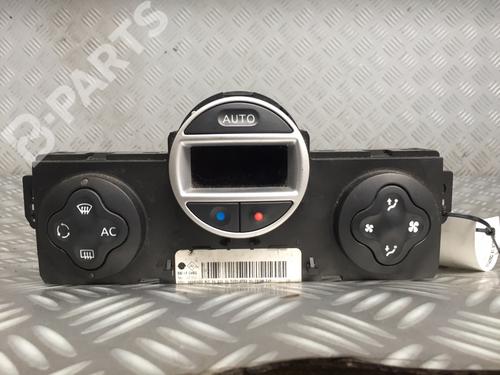 Used Climate control RENAULT CLIO III (BR0/1, CR0/1) 1.5 dCi (88 hp) 11404298