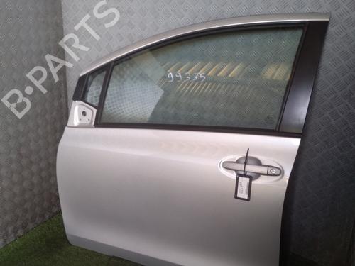 Used Left front door TOYOTA YARIS (_P9_) 1.4 D-4D (NLP90_, NLP90R) (90 hp) 30542218