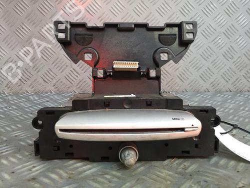 Used Radio Radio MINI MINI (R56) Cooper D (109 hp) 30069374 30069374