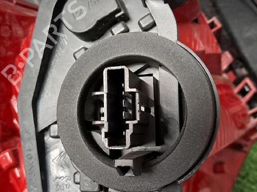 Right taillight CITROËN C5 III (RD_) 2.0 HDi 165 (RDRHHA, RDRHH8) | BP30077208C35 