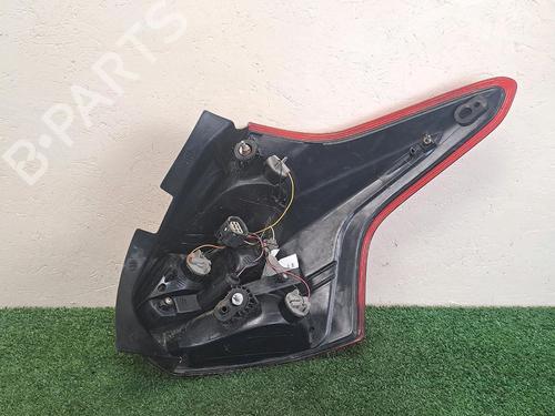 Used Left taillight Left taillight 37729904 37729904