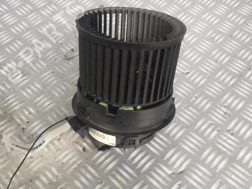 Used Heater blower motor Heater blower motor PEUGEOT 208 I (CA_, CC_) 1.6 HDi (92 hp) 29952335 29952335
