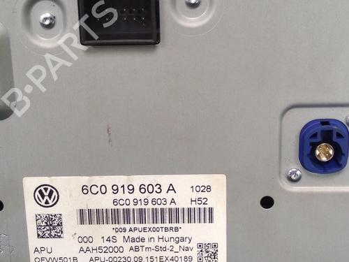 Bilradio VW POLO V (6R1, 6C1) 1.2 TSI 16V (90 hp) 30065952