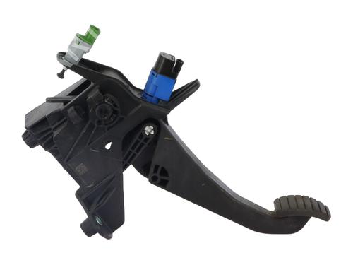 clutch-pedal-renault-express-box-bodympv-2021-34520697 main image