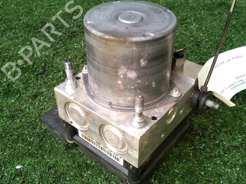 Used ABS pump PEUGEOT 3008 I MPV (0U_) 1.6 HDi (114 hp) 12229028