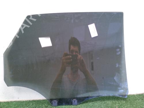 Used Rear left door window Rear left door window 37449202 37449202