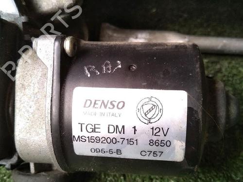 Used Front wiper motor FIAT PANDA (169_) 1.2 (169.AXB11, 169.AXB1A) (60 hp) 30073206