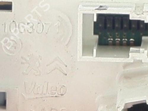 climate-control-peugeot-2008-i-cu_-2013-32171195 main image