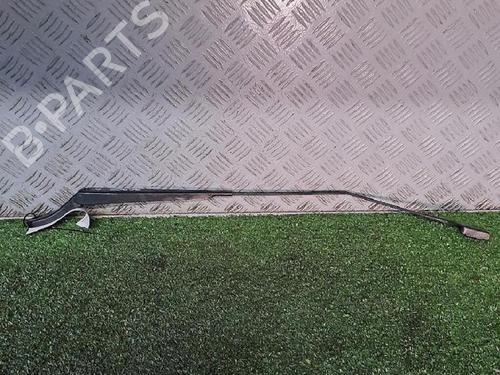 Used Front windshield wiper arm Front windshield wiper arm 30077417 30077417