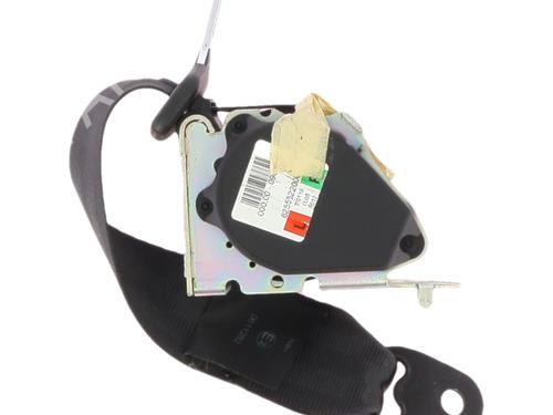 rear-right-seatbelt-dacia-sandero-ii-2012-37449234 main image