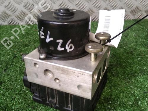 Used ABS pump PEUGEOT 206 Hatchback (2A/C) 1.4 i (75 hp) 12233888