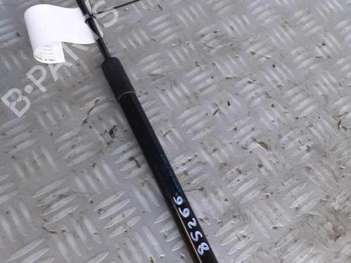 Used Tailgate lift support Tailgate lift support RENAULT MEGANE III Grandtour (KZ0/1) 1.5 dCi (KZ09, KZ0D, KZ1G, KZ29, KZ14, KZ1W, KZ10, KZ1F,... (110 hp) 30072618 30072618
