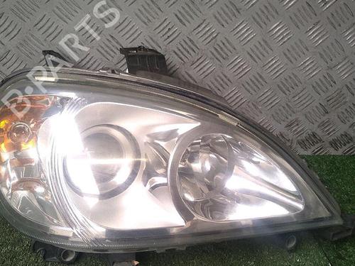 Used Right headlight MERCEDES-BENZ M-CLASS (W163) ML 270 CDI (163.113) (163 hp) 29951416