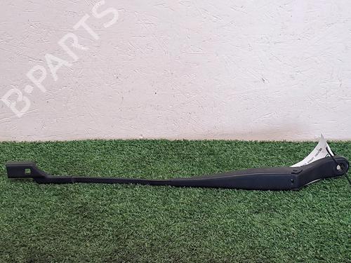 Used Front windshield wiper arm RENAULT TWINGO II (CN0_) 1.2 (CN0D) (58 hp) 29948406