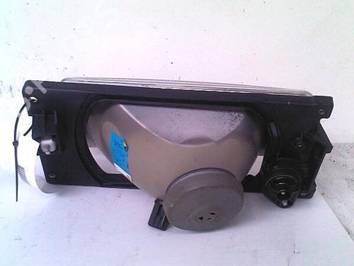 Used Right headlight VW POLO Coupe (86C, 80) 1.0 (45 hp) 30075255