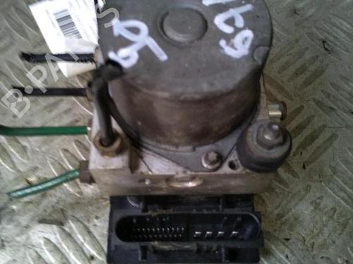 Used ABS pump ABS pump RENAULT TWINGO I (C06_) 1.2 16V (C06C, C06D, C06K) (75 hp) 30071067 30071067