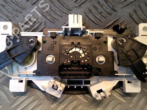 Climate control RENAULT TWINGO III (BCM_, BCA_) 1.0 SCe 75 | BP29950814I5