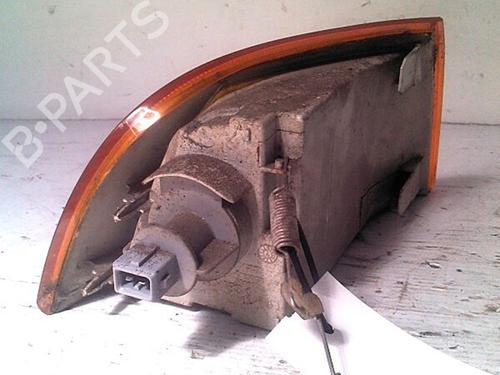 Used Left front indicator FIAT PUNTO (176_) 60 1.2 (176AP, 176AR, 176AQ, 176BB) (60 hp) 30075204