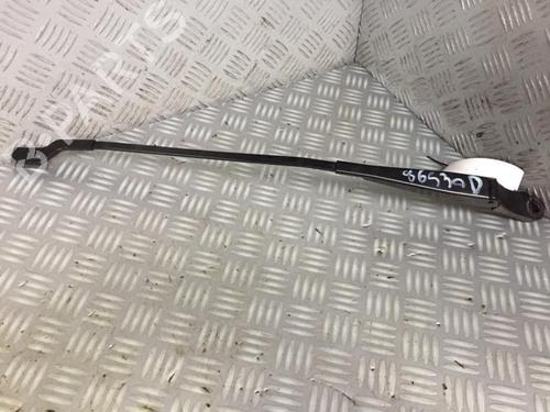 Used Front windshield wiper arm Front windshield wiper arm PEUGEOT 3008 I MPV (0U_) 2.0 HDi 150 / BlueHDi 150 (150 hp) 30070028 30070028