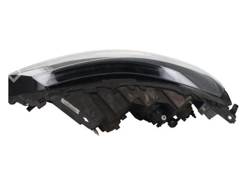 Used Right headlight Right headlight RENAULT MEGANE IV Grandtour (K9A/M/N_) 1.2 TCe 130 (K9MR) (130 hp) 40173764 40173764