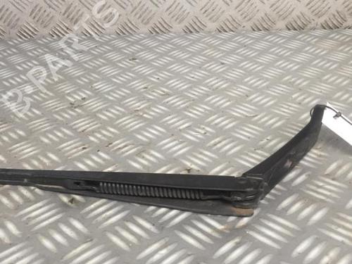 Front windshield wiper arm CITROËN C4 II (NC_) 1.6 HDi 90 | BP30069144C143