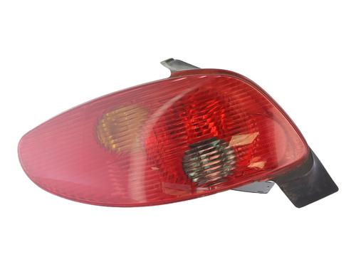 Used Left taillight PEUGEOT 206 Hatchback (2A/C) 1.4 i (75 hp) 30967864
