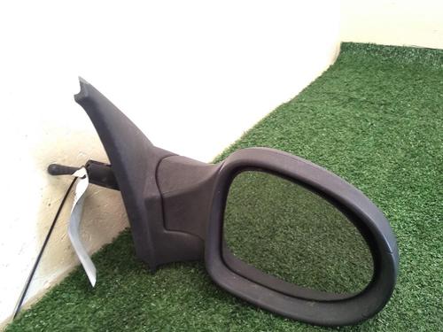 Retrovisor direito Retrovisor direito RENAULT CLIO II (BB_, CB_) 1.2 (BB0A, BB0F, BB10, BB1K, BB28, BB2D, BB2H, CB0A,... (58 hp) 29948879 29948879