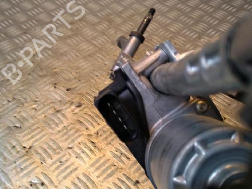 Used Front wiper motor PEUGEOT 3008 II SUV (MC_, MR_, MJ_, M4_) 2.0 BlueHDi 180 (181 hp) 30070794