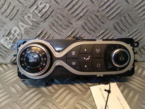 Used Climate control Climate control RENAULT ZOE (BFM_) ZOE (88 hp) 30070806 30070806
