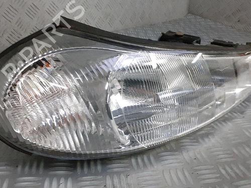Used Right headlight FORD MONDEO II (BAP) 1.8 TD (90 hp) 30065085
