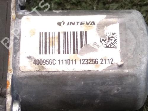 Vindusheismotor høyre foran RENAULT TWINGO II (CN0_) 1.5 dCi 75 (75 hp) 29948949