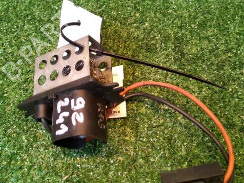 Used Heater resistor Heater resistor RENAULT CLIO I (B/C57_, 5/357_) 1.2 (B/C/S577) (54 hp) 29950978 29950978