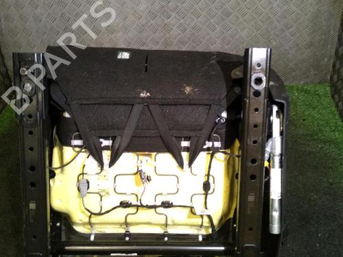 Right front seat RENAULT CLIO V (B7_) 1.0 SCe 75 (B7M5) | BP20713493C16 