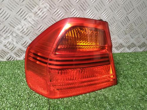 Used Left taillight BMW 3 (E90) 330 d (231 hp) 11408945