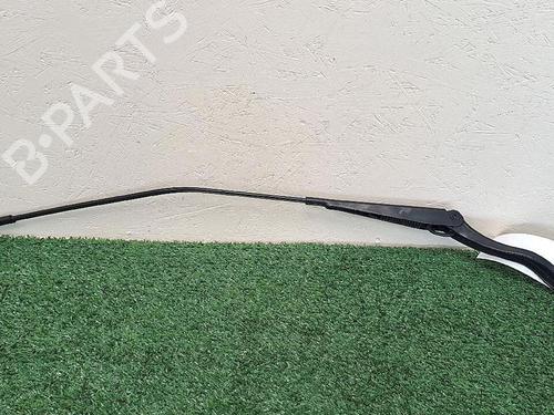 Used Front windshield wiper arm OPEL CORSA E (X15) 1.4 Turbo (08, 68) (101 hp) 30064176