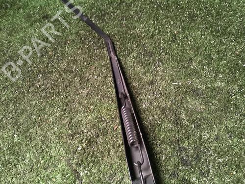 Front windshield wiper arm SUZUKI SWIFT III (MZ, EZ) 1.3 (RS413, ZC11S) | BP30072202C143 