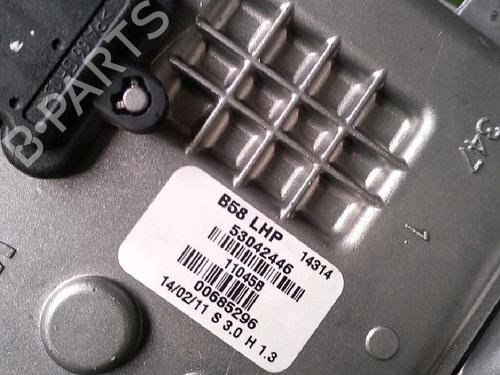 Used Front wiper motor CITROËN C4 Grand Picasso I (UA_) 1.6 HDi 110 (112 hp) 30071854