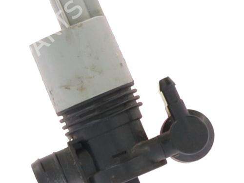 Used Washer pump TOYOTA AURIS (_E18_) 1.8 Hybrid (ZWE186_, ZWE186R) (136 hp) 30970193