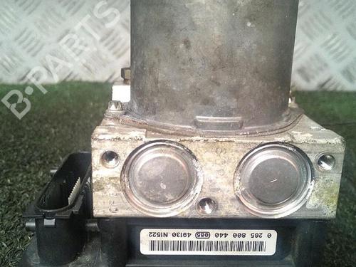 Used ABS pump RENAULT MEGANE II (BM0/1_, CM0/1_) 1.9 dCi (BM0G, CM0G) (120 hp) 30073659