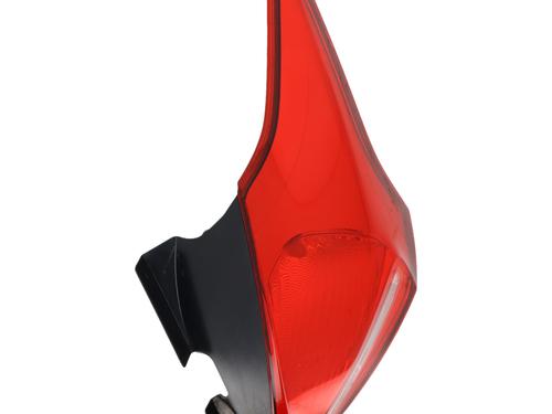 right-taillight-ford-focus-iii-2010-2011-2012-2013-2014-2015-2016-2017-2018-2019-2020-39896997 main image