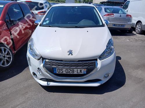 Used Parts PEUGEOT 208 I (CA_, CC_) 1.2 VTI 82 4947823