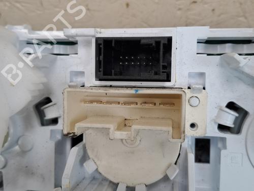 Used Climate control Climate control 37730304 37730304