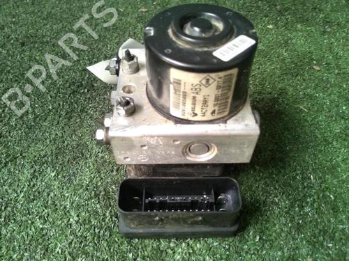 Used ABS pump ABS pump RENAULT TWINGO II (CN0_) 1.2 16V (CN04, CN0B) (75 hp) 30073022 30073022