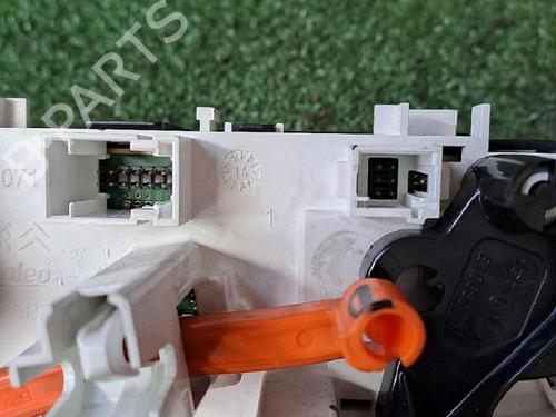 Used Climate control Climate control PEUGEOT 208 I (CA_, CC_) 1.2 VTI 82 (82 hp) 29953223 29953223